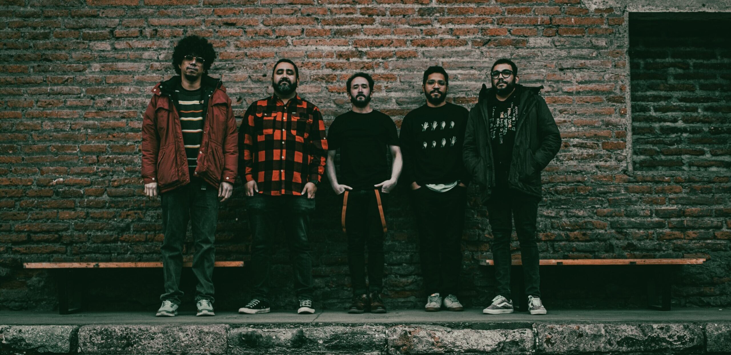 TEMPLOS LEJANOS debutará en Buenos Aires junto a VIEJO y TLX